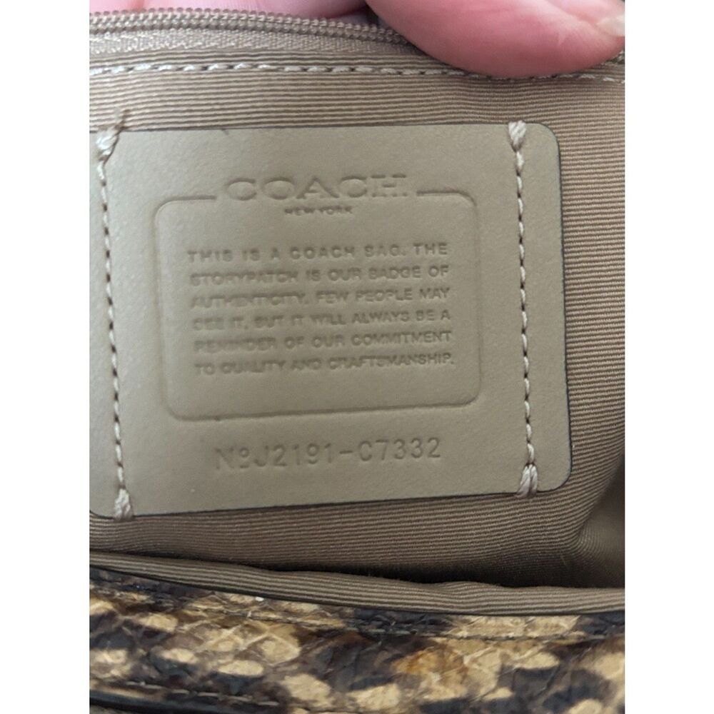 Coach Kristy Shoulder Bag in Colorblock Signature Canvas - Picture 8 of 11